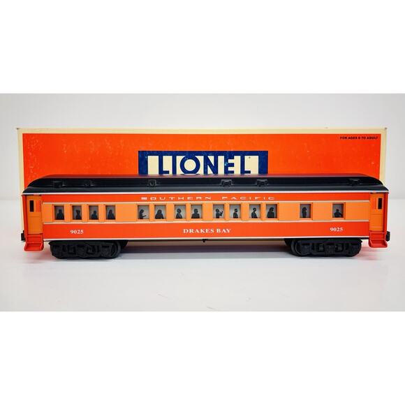 Lionel Southern Pacific Daylight "Drakes Bay" Madison Passenger Car 6-19025 - Picture 1 of 10
